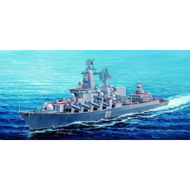 Sistership Moskva: Russian Navy Varyag Bouwmodell
