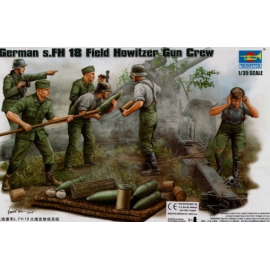 German WWII s.FH Field Howitzer Gun Crew. ammunition supply team x 4 figures and ammunition etc Figuren