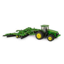 JOHN DEERE 8320R met bodembedekking