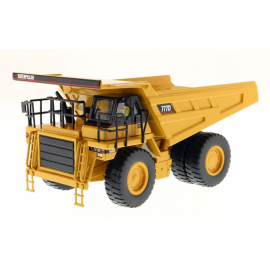 CATERPILLAR 777D dumper met chauffeur