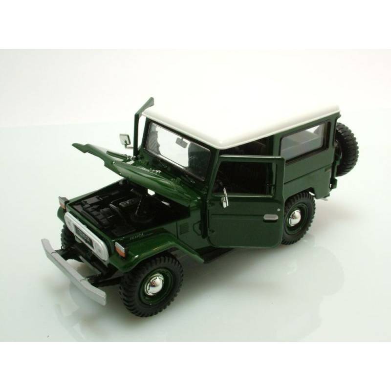 TOYOTA FJ40 1974 Groen