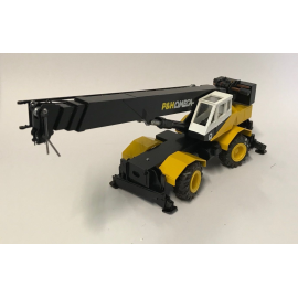 Zwart-gele P&H Omega terreinkraan Miniaturen van werkvoertuigen 