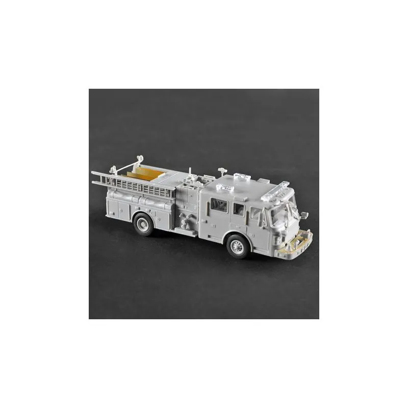 Plastic model of the La France Eagle Fire pumper truck 1:72