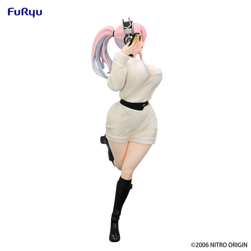 Super Sonico PVC statuette Trio-Try-iT Winter Memory Ver. 21cm