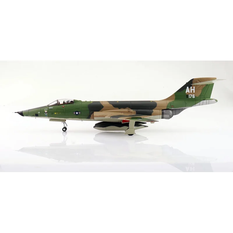 F-101C Voodoo 'Gerry's Clown' AF56-176 45th TRS 'Polka Dots' 1969 Vliegtuigminiatuur