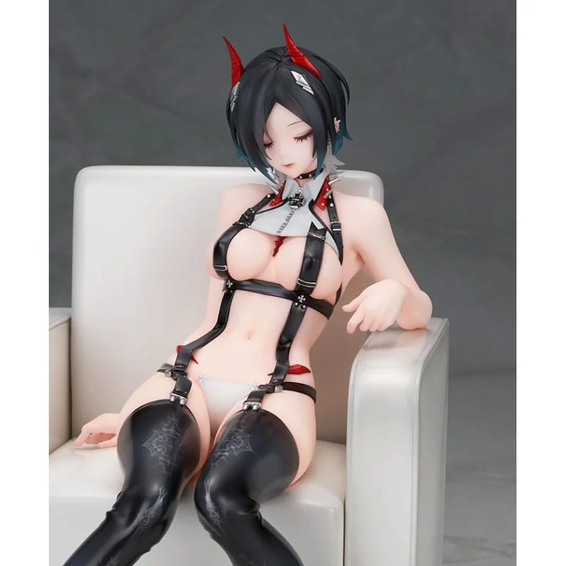 ALT20731 Azur Lane Ulrich von Hutten AmiAmi Exclusive 20 cm