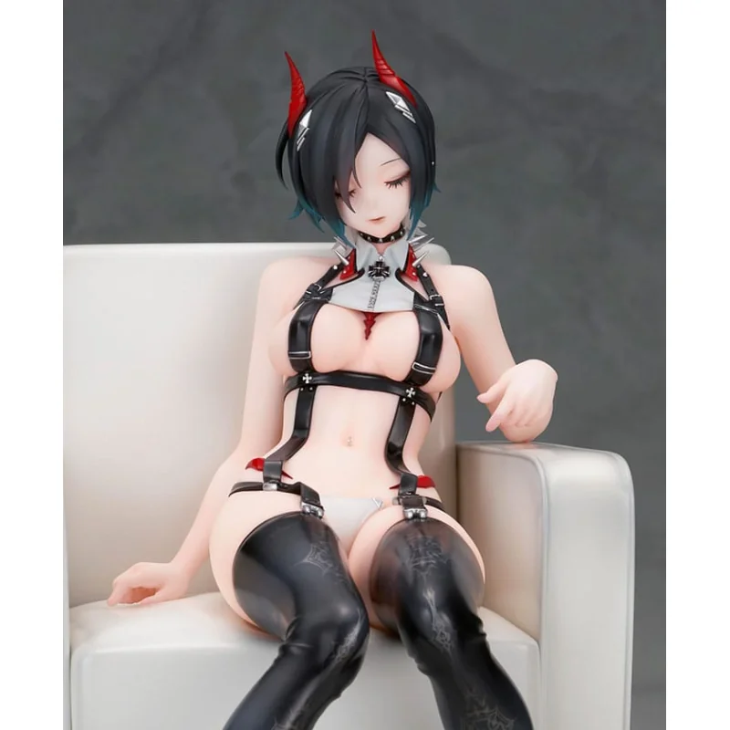 Azur Lane Ulrich von Hutten AmiAmi Exclusive 20 cm