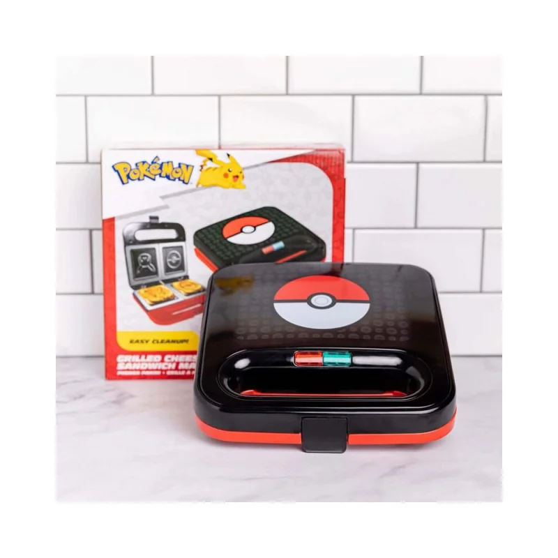 Pokemon Poke Ball Sandwich Maker Keukengerief