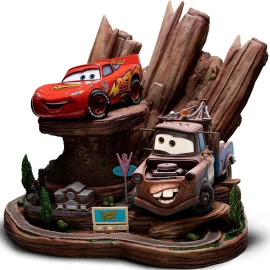 Iron Studios Cars - Lightning McQueen & Tow Mater Deluxe Art Scale 1/10 Statue Beeldjes 