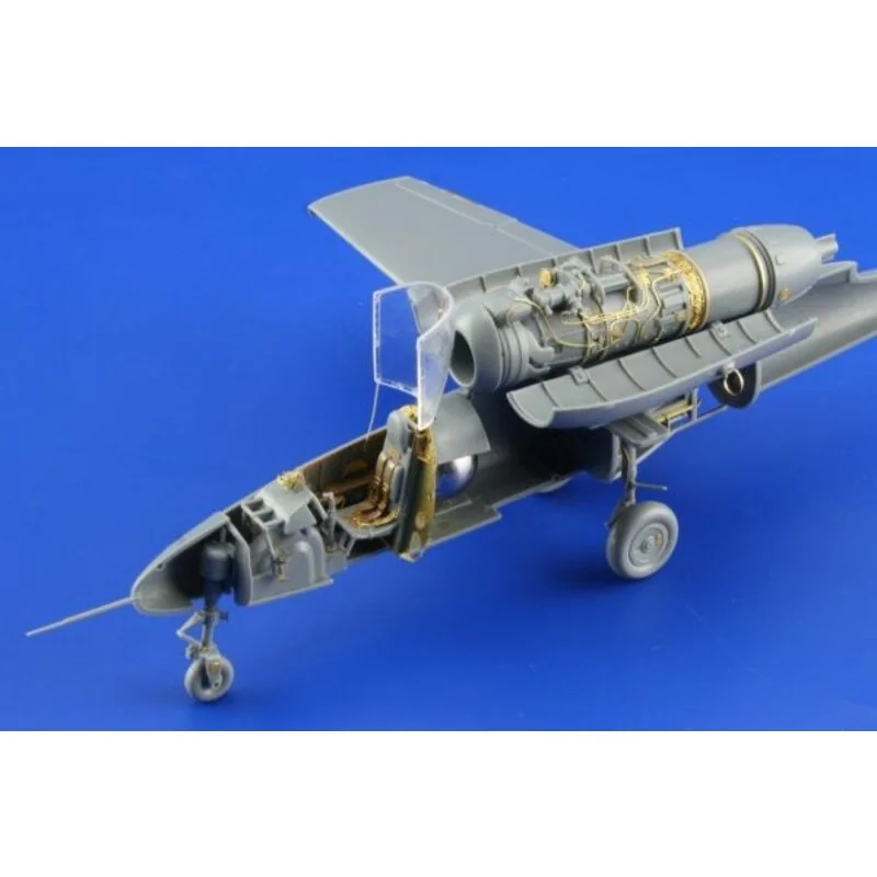 Heinkel He 162A-2 Spatz PRE-PAINTED IN COLOUR! (designed to be assembled with model kits from Tamiya)