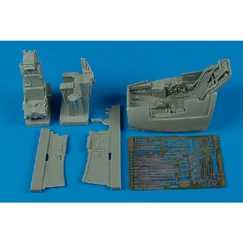 BAC/EE Lightning F.1A/F.3 cockpit set (designed to be assembled with model kits from Trumpeter)