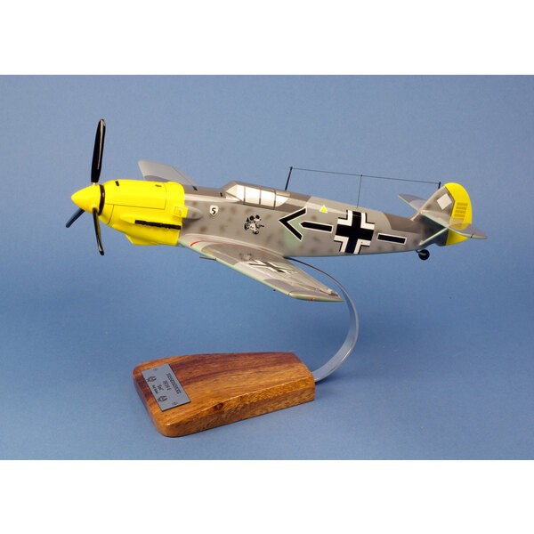 Pilots Station Miniature Messerschmitt Bf 109e 4 Emil Adolf Galland